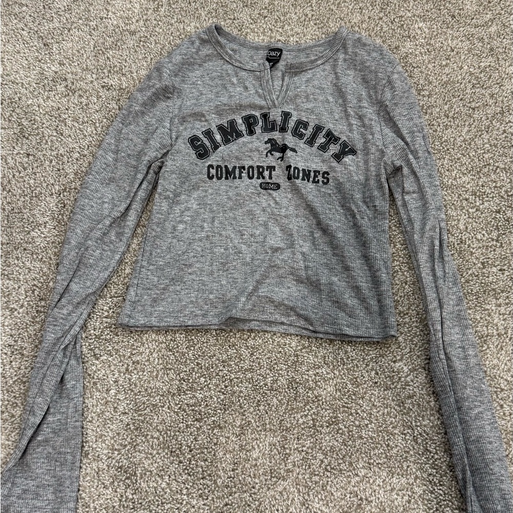 Black and Gray Fitted Long Sleeve Crop Tee